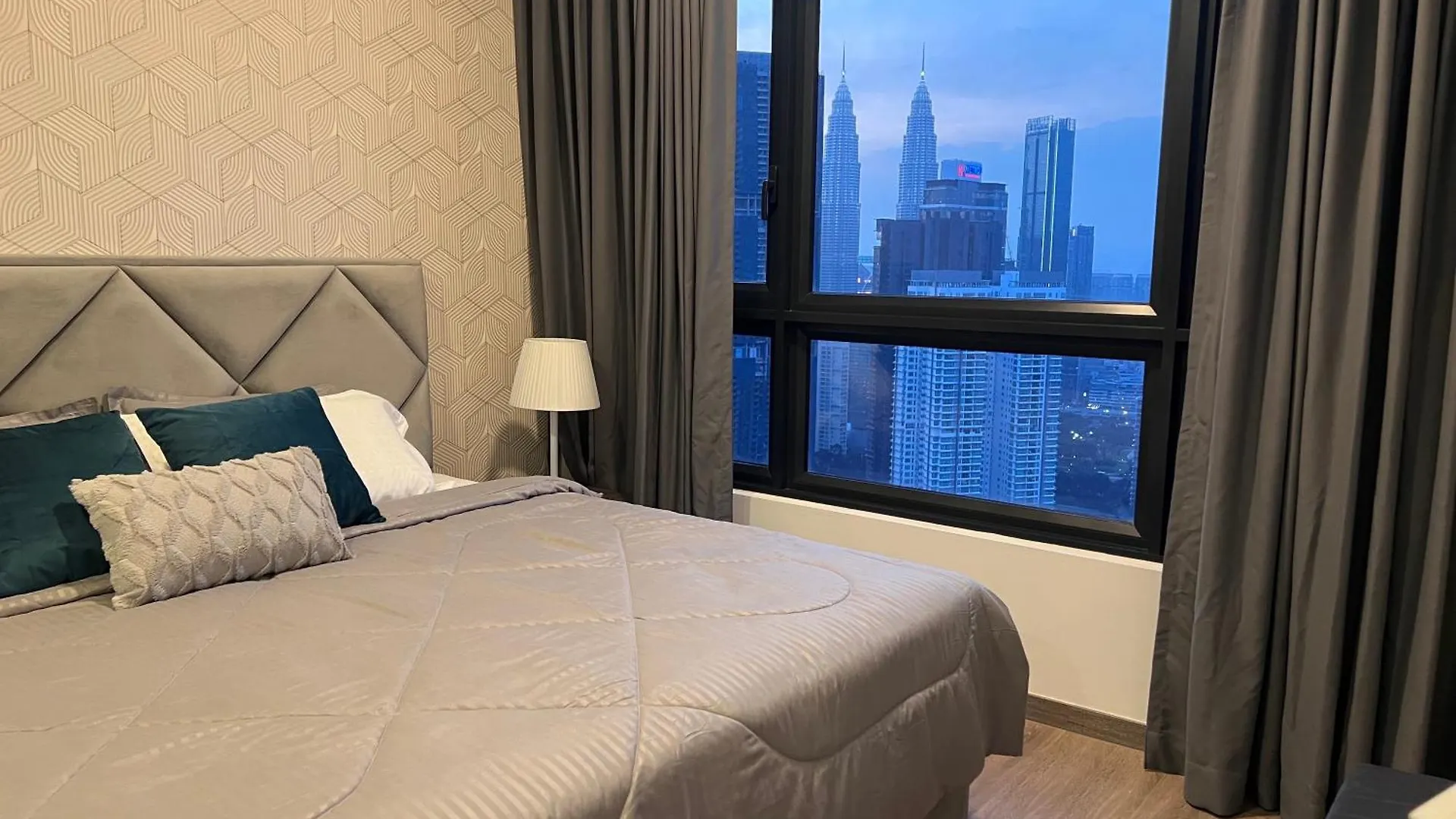 Agile Residence Trx Bukit Bintang By Cal クアラルンプール